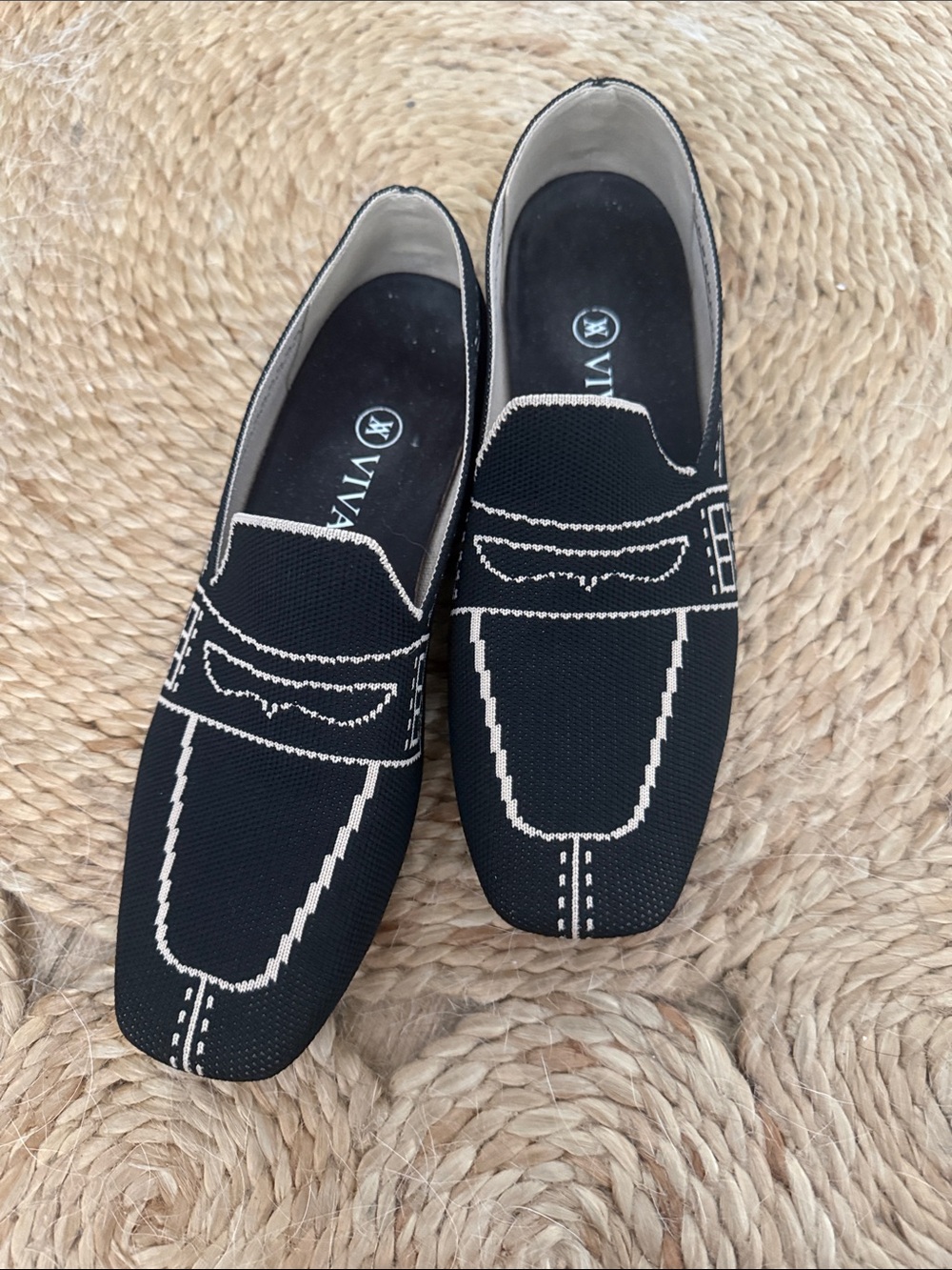 VIVA Black Contrast-Stitch Slip-On Loafers